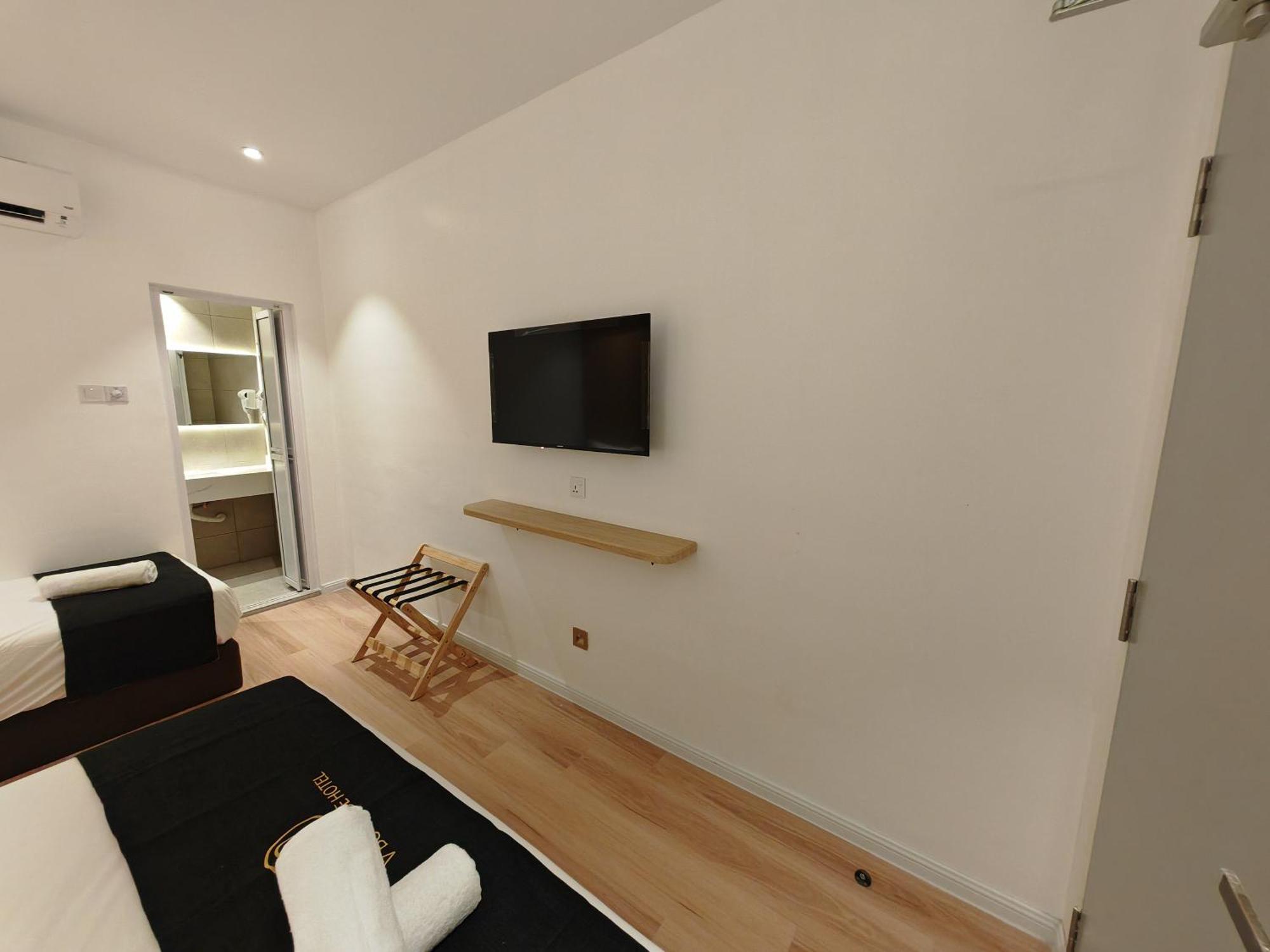 V Boutique Hotel سِريمبان المظهر الخارجي الصورة