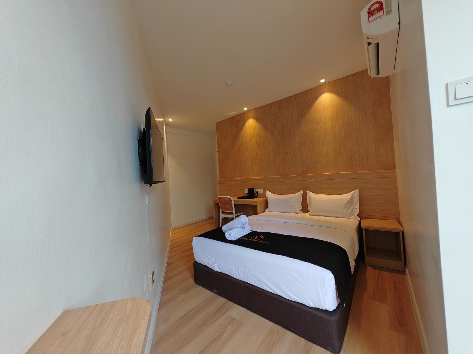 V Boutique Hotel سِريمبان المظهر الخارجي الصورة