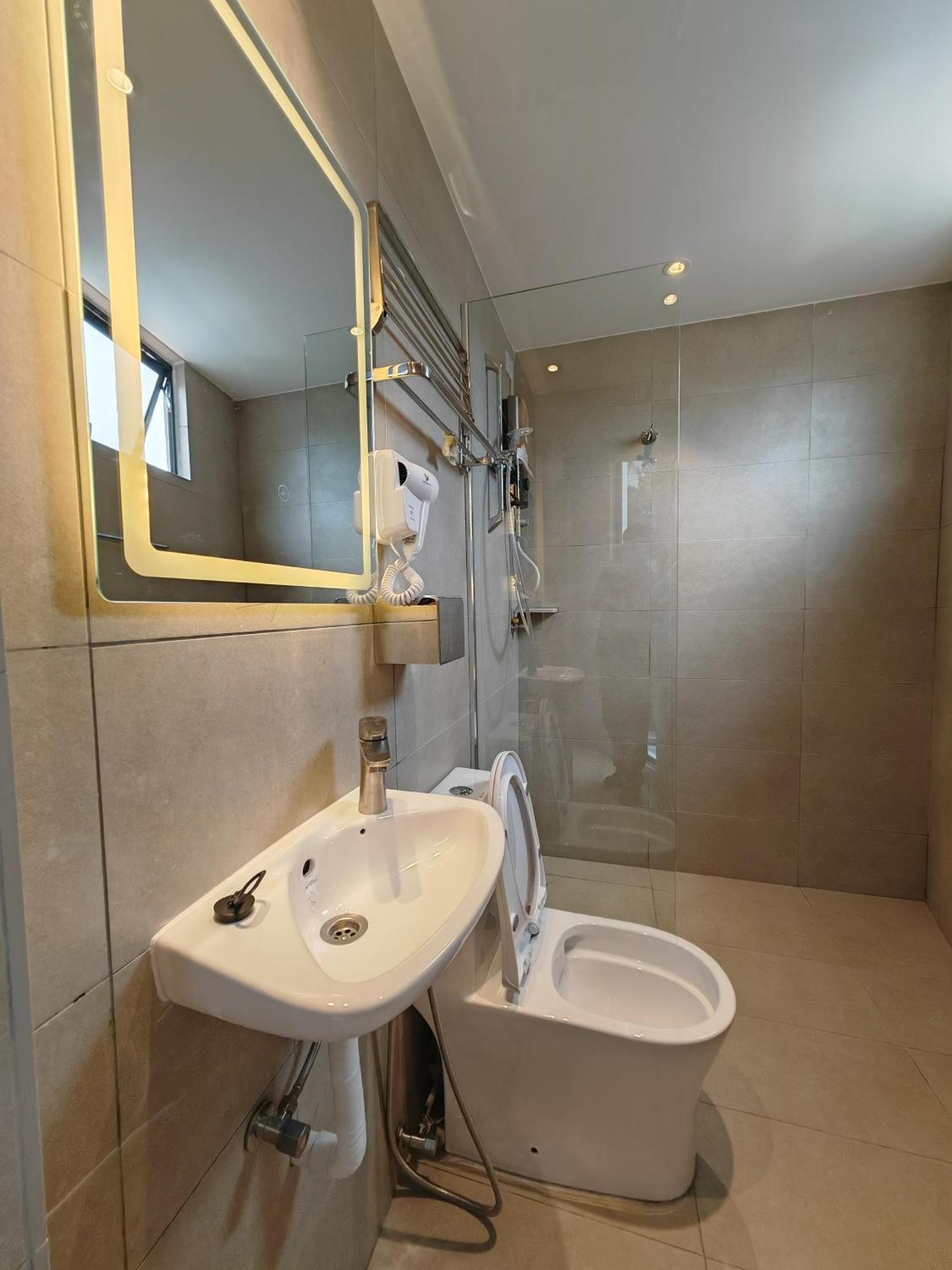 V Boutique Hotel سِريمبان المظهر الخارجي الصورة